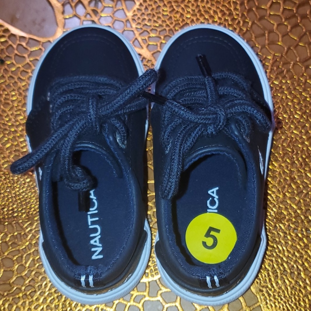 Nautica Toddler's Shoes - Picture 6 of 6